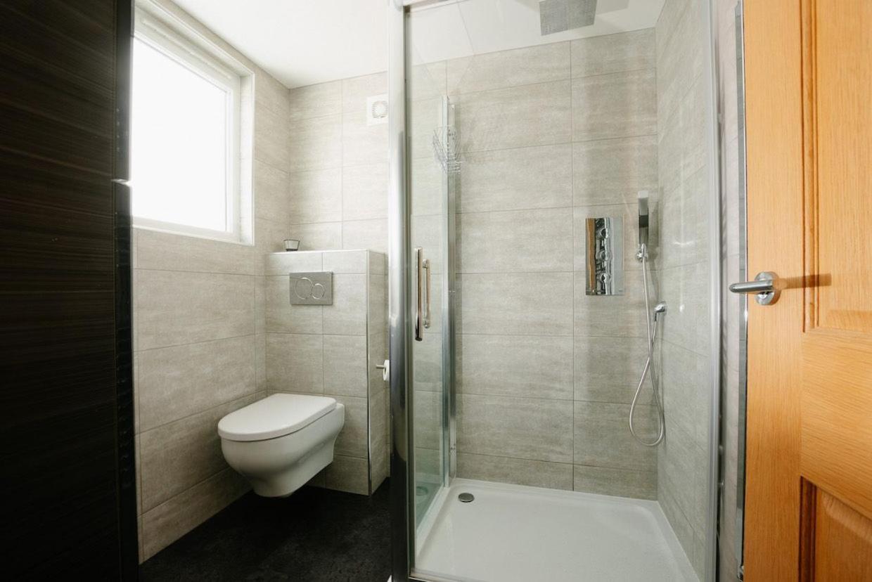 Manderley Penthouse Villa เซนต์ไอฟส์ ภายนอก รูปภาพ